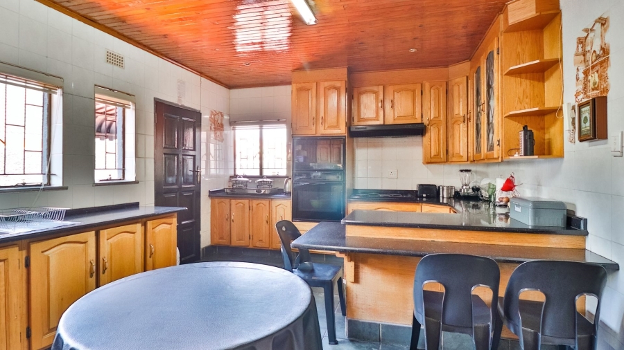 4 Bedroom Property for Sale in Lenasia South Gauteng