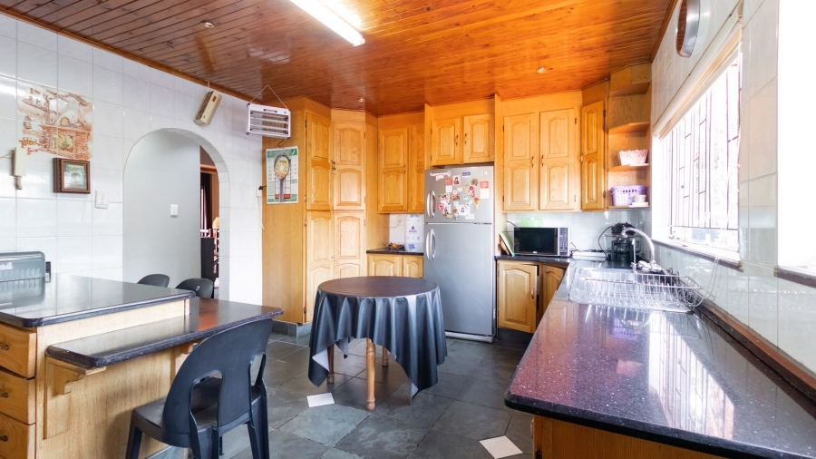 4 Bedroom Property for Sale in Lenasia South Gauteng
