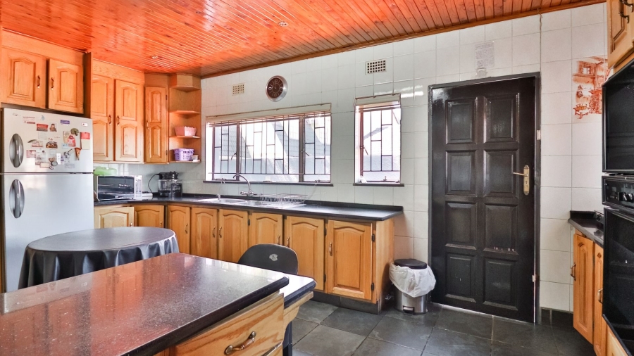4 Bedroom Property for Sale in Lenasia South Gauteng