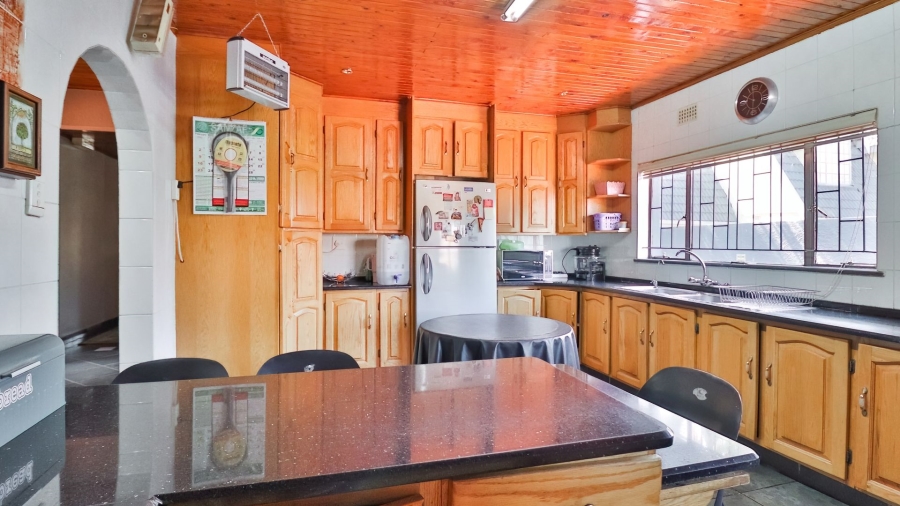 4 Bedroom Property for Sale in Lenasia South Gauteng