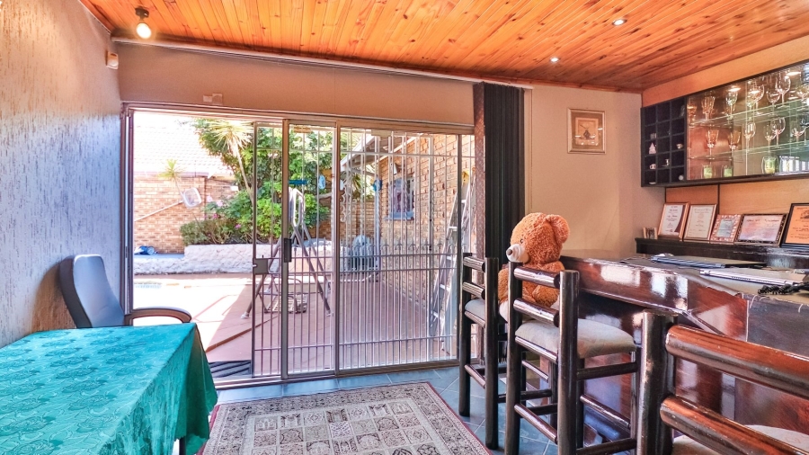 4 Bedroom Property for Sale in Lenasia South Gauteng