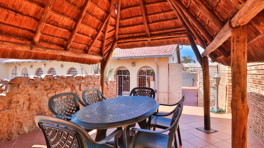 4 Bedroom Property for Sale in Lenasia South Gauteng