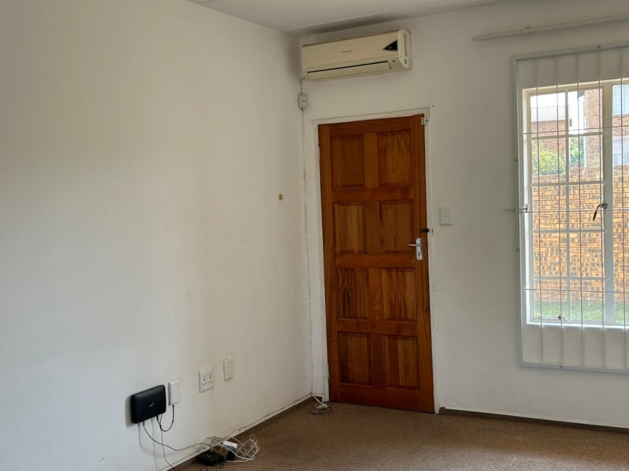2 Bedroom Property for Sale in Strubensvallei Gauteng