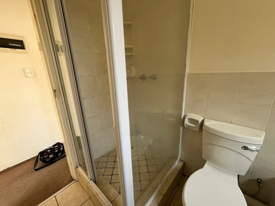 2 Bedroom Property for Sale in Strubensvallei Gauteng