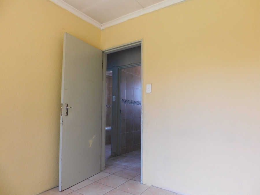 To Let 3 Bedroom Property for Rent in Daveyton Gauteng