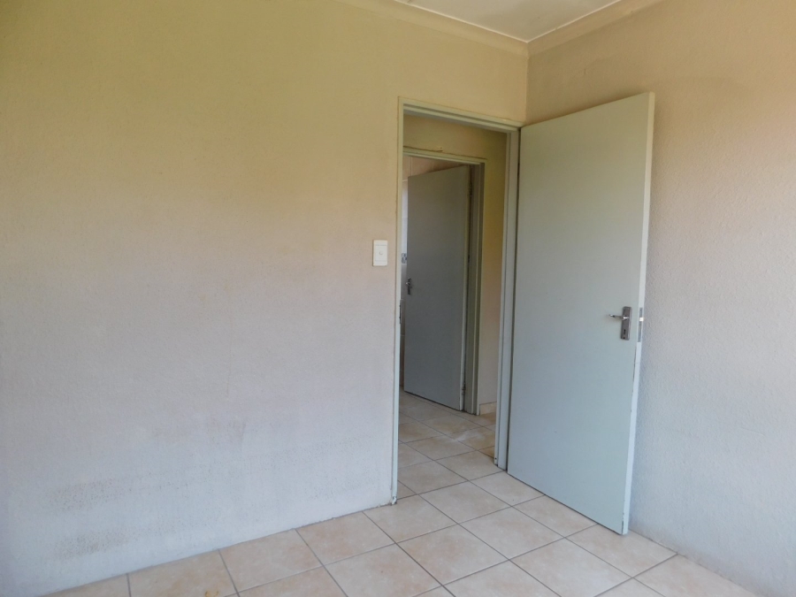 To Let 3 Bedroom Property for Rent in Daveyton Gauteng