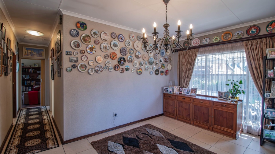 3 Bedroom Property for Sale in Bonaero Park Gauteng
