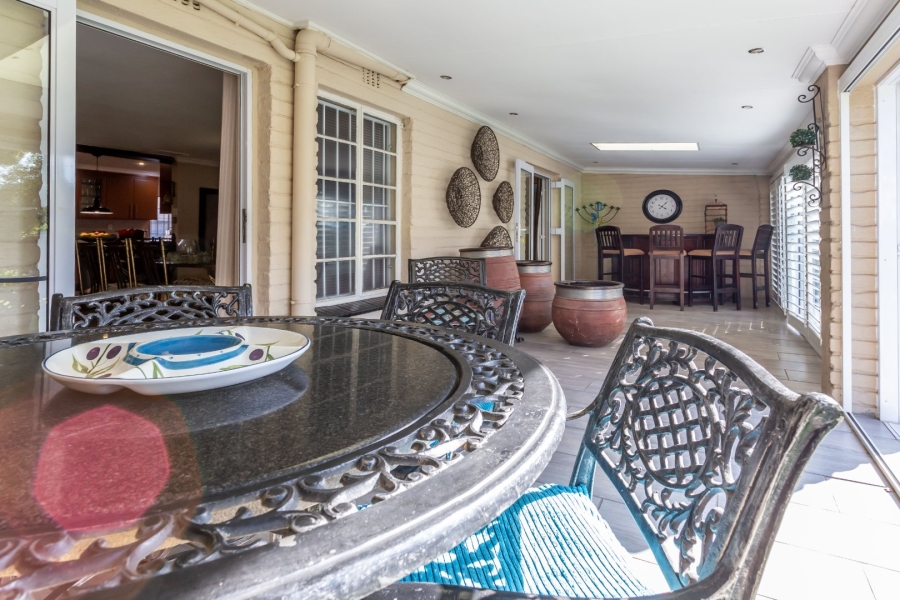 5 Bedroom Property for Sale in Radiokop Gauteng