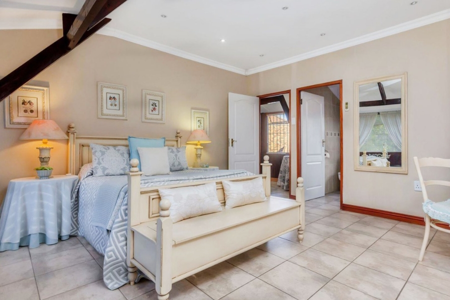 5 Bedroom Property for Sale in Radiokop Gauteng