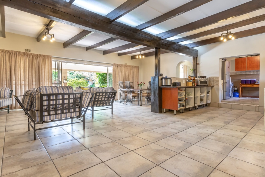 5 Bedroom Property for Sale in Radiokop Gauteng