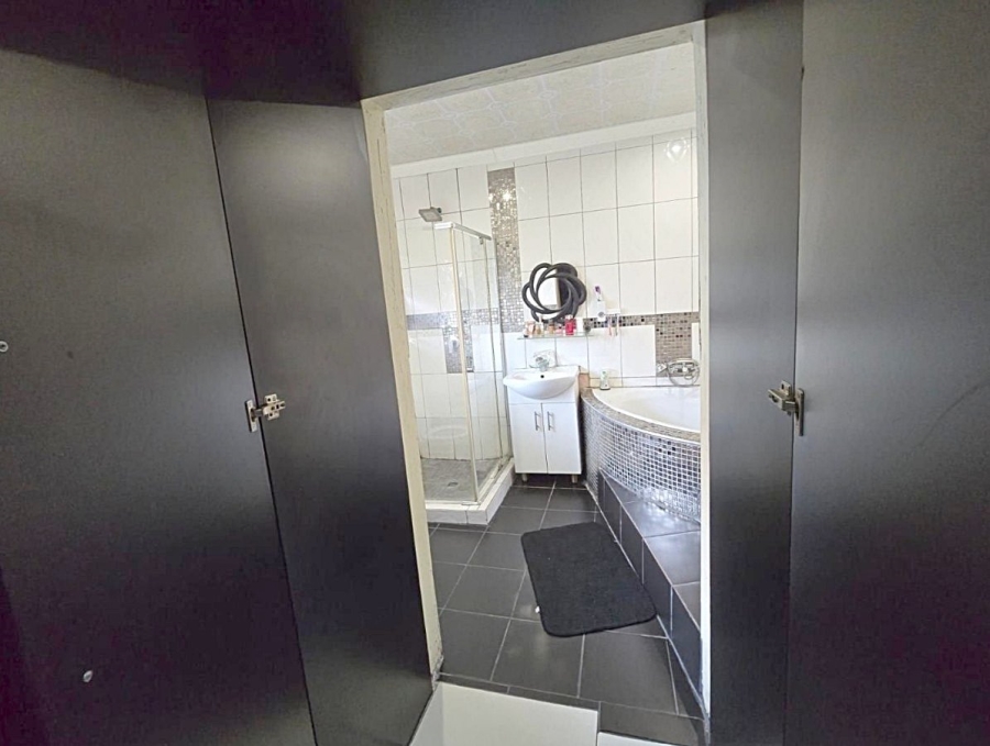 3 Bedroom Property for Sale in Modder East Gauteng