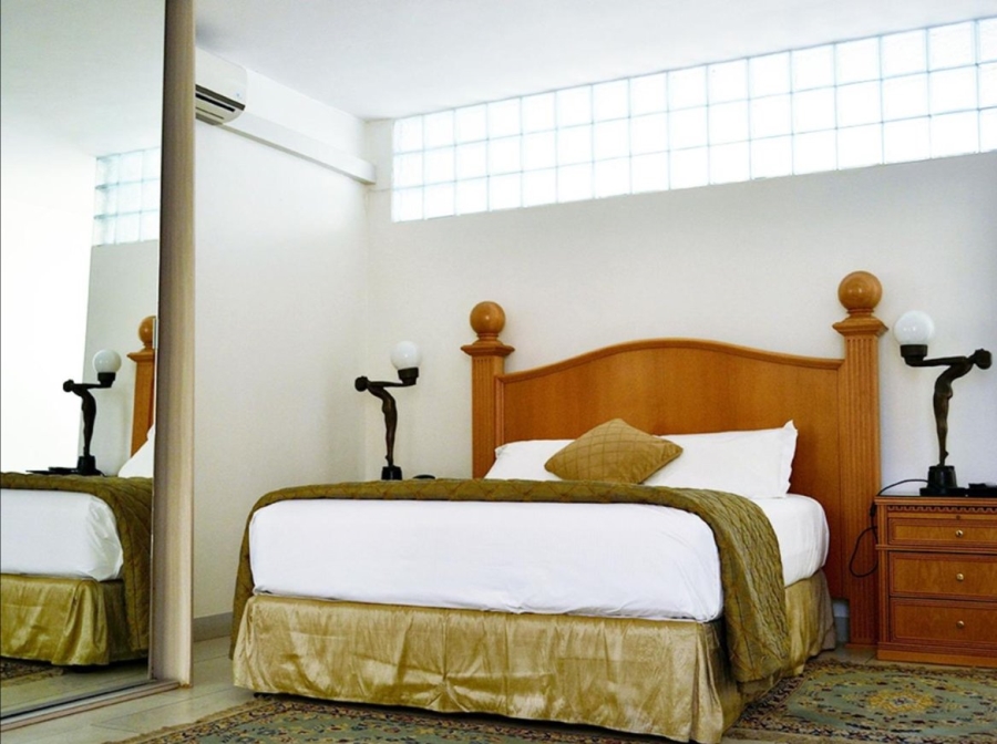  Bedroom Property for Sale in Nieuw Muckleneuk Gauteng