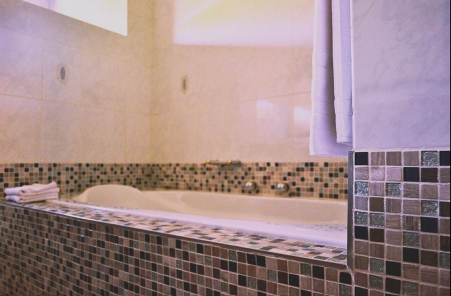  Bedroom Property for Sale in Nieuw Muckleneuk Gauteng