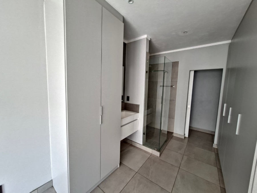 2 Bedroom Property for Sale in Waterkloof Gauteng