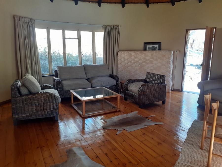 9 Bedroom Property for Sale in Roodekrans Gauteng