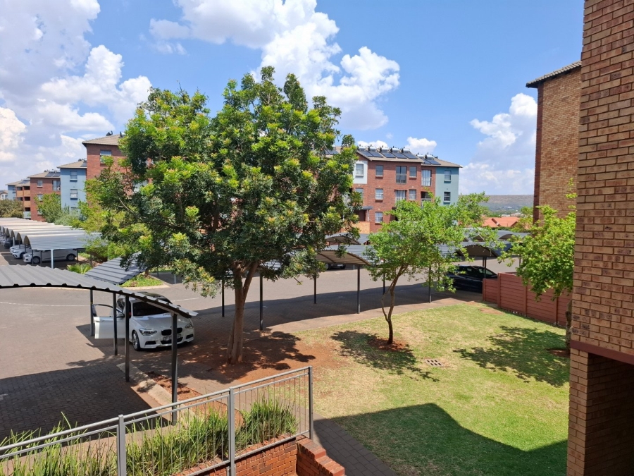 2 Bedroom Property for Sale in Montana Tuine Gauteng