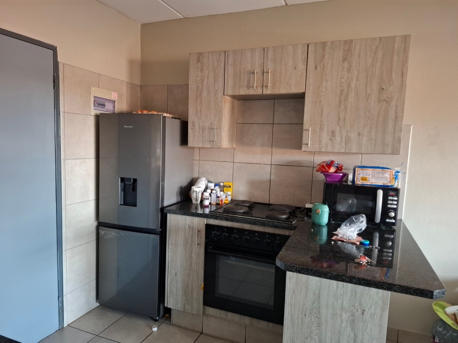 2 Bedroom Property for Sale in Montana Tuine Gauteng