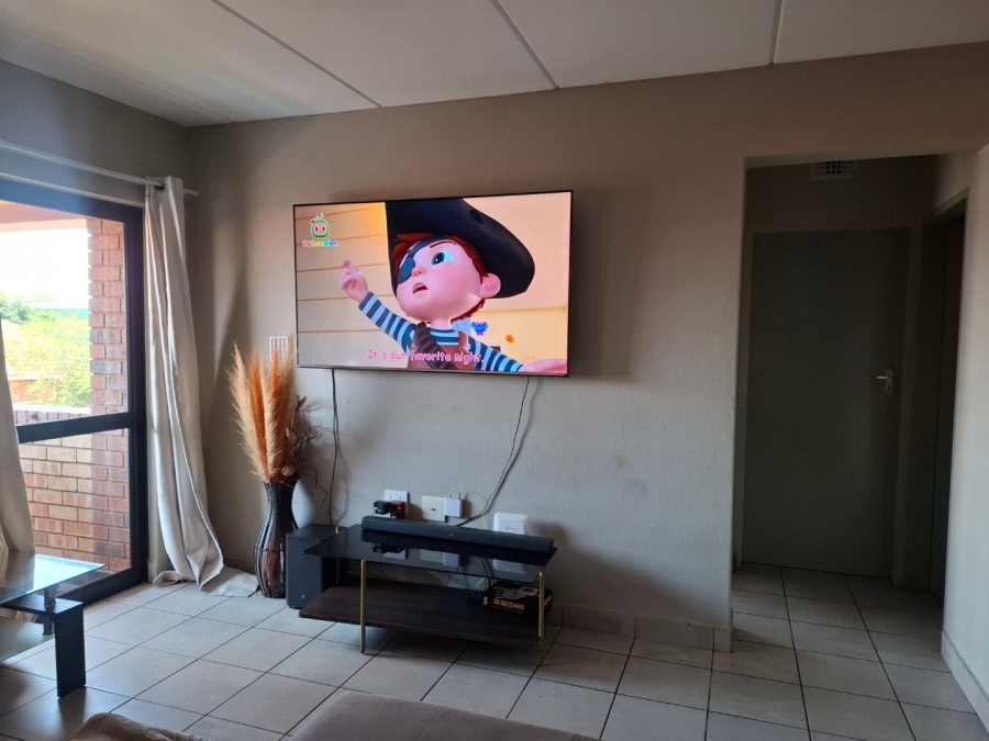 2 Bedroom Property for Sale in Montana Tuine Gauteng