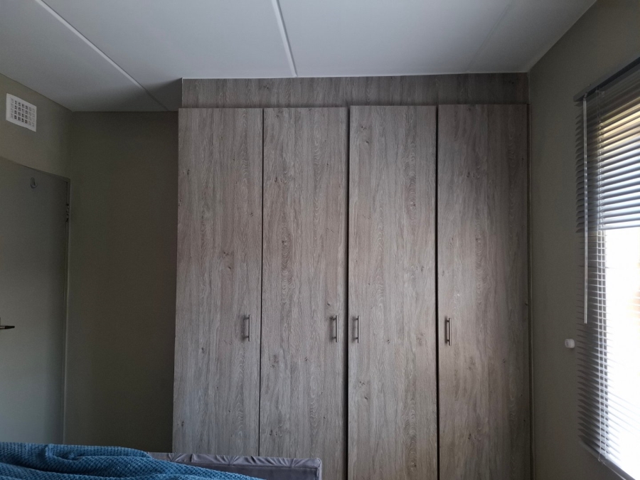 2 Bedroom Property for Sale in Montana Tuine Gauteng