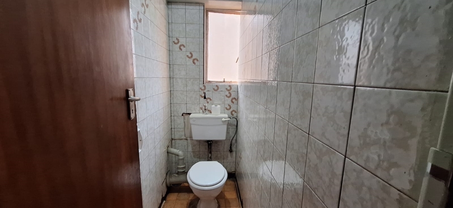 2 Bedroom Property for Sale in Pretoria Central Gauteng
