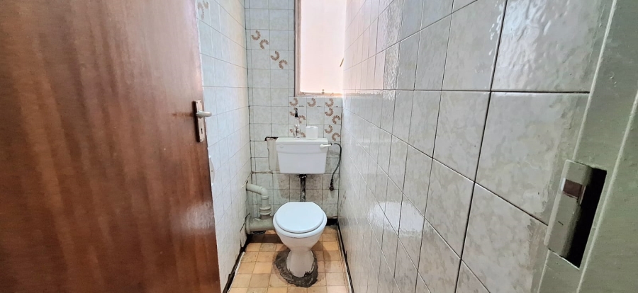 2 Bedroom Property for Sale in Pretoria Central Gauteng
