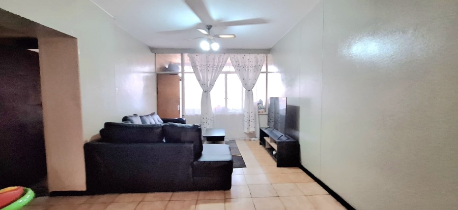 2 Bedroom Property for Sale in Pretoria Central Gauteng
