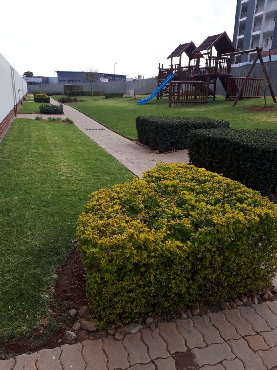 3 Bedroom Property for Sale in Greenstone Hill Gauteng