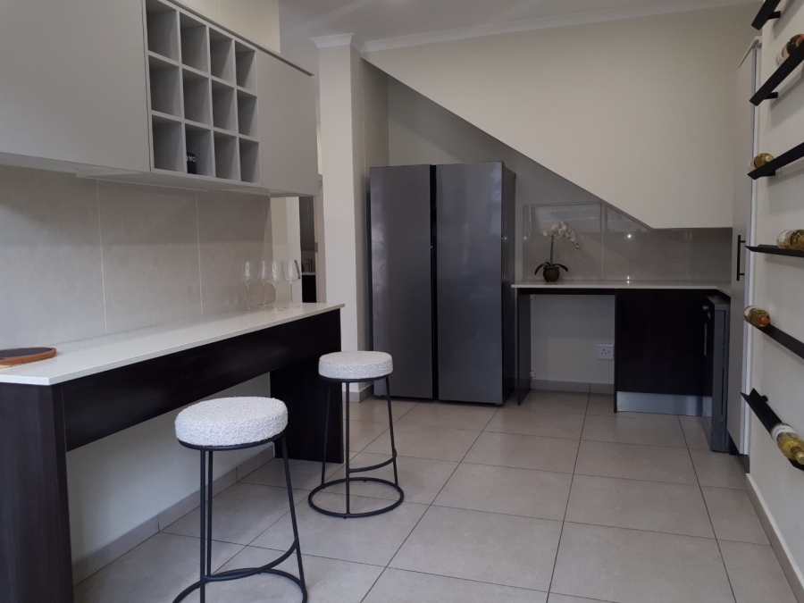 3 Bedroom Property for Sale in Greenstone Hill Gauteng