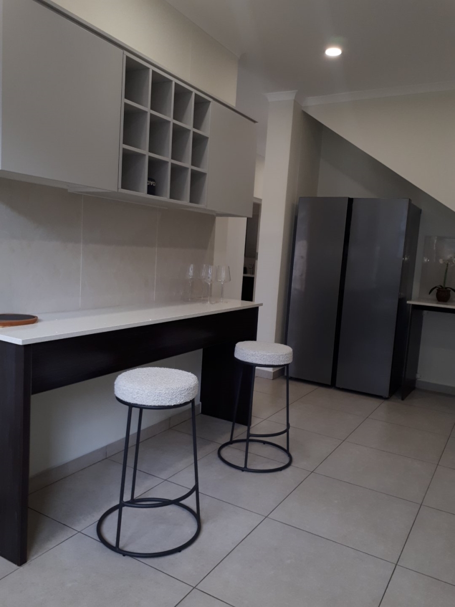3 Bedroom Property for Sale in Greenstone Hill Gauteng