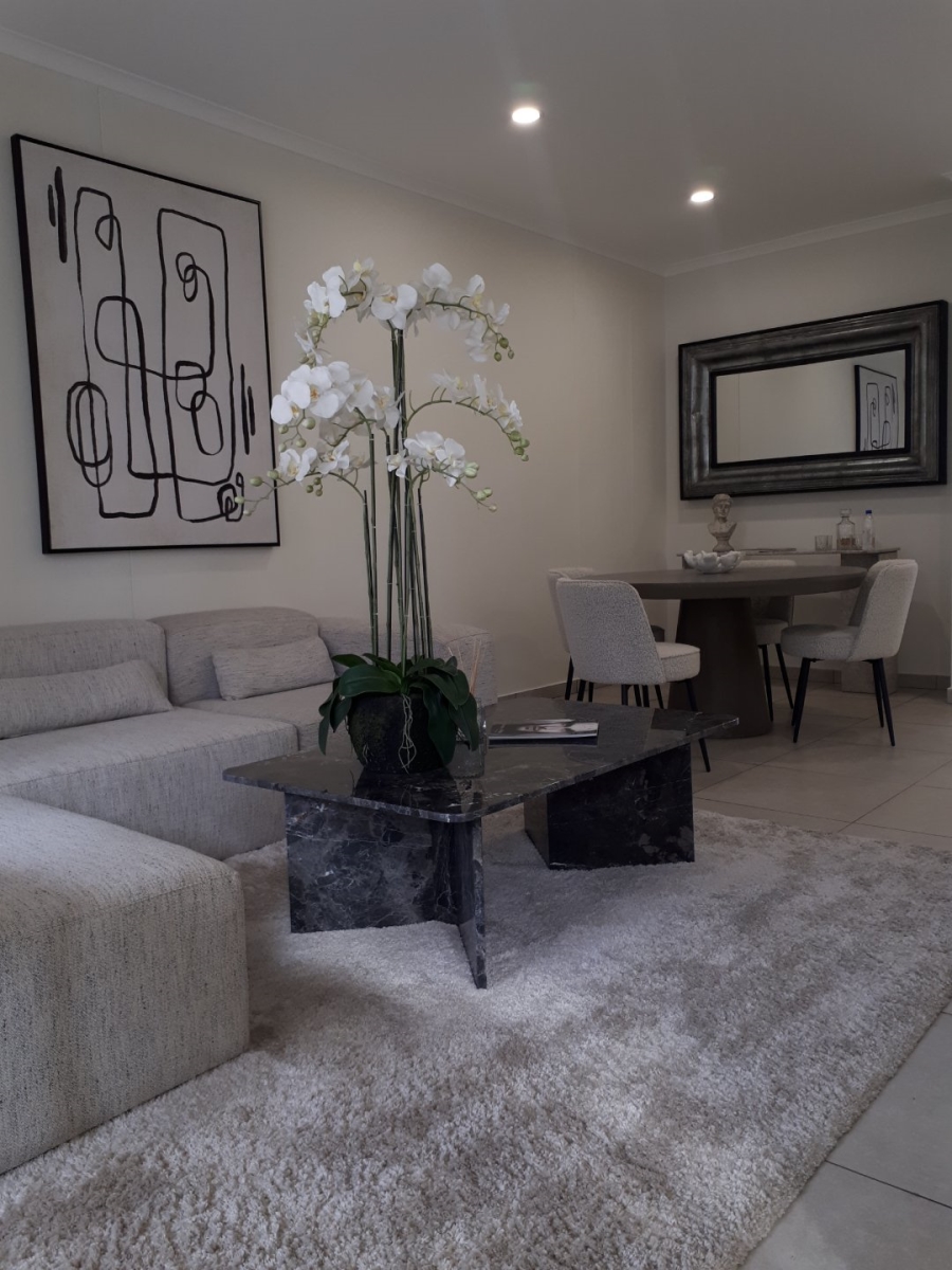 3 Bedroom Property for Sale in Greenstone Hill Gauteng