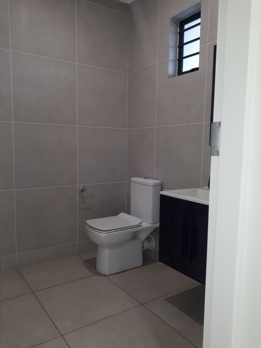 3 Bedroom Property for Sale in Greenstone Hill Gauteng