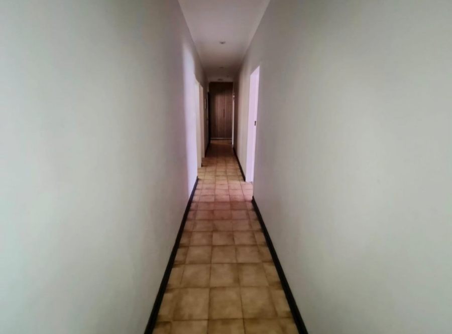 5 Bedroom Property for Sale in Wonderboom Gauteng