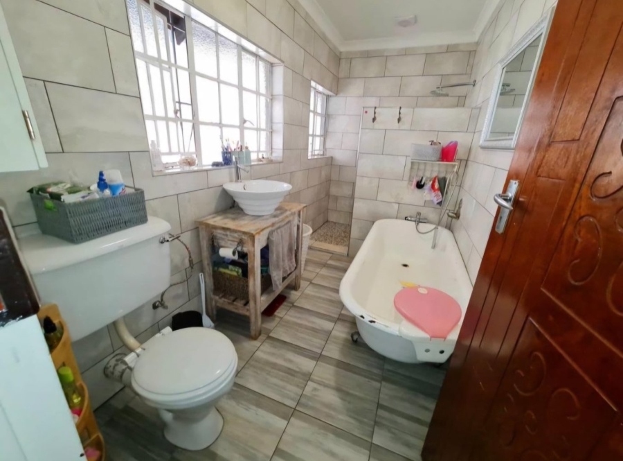 5 Bedroom Property for Sale in Wonderboom Gauteng