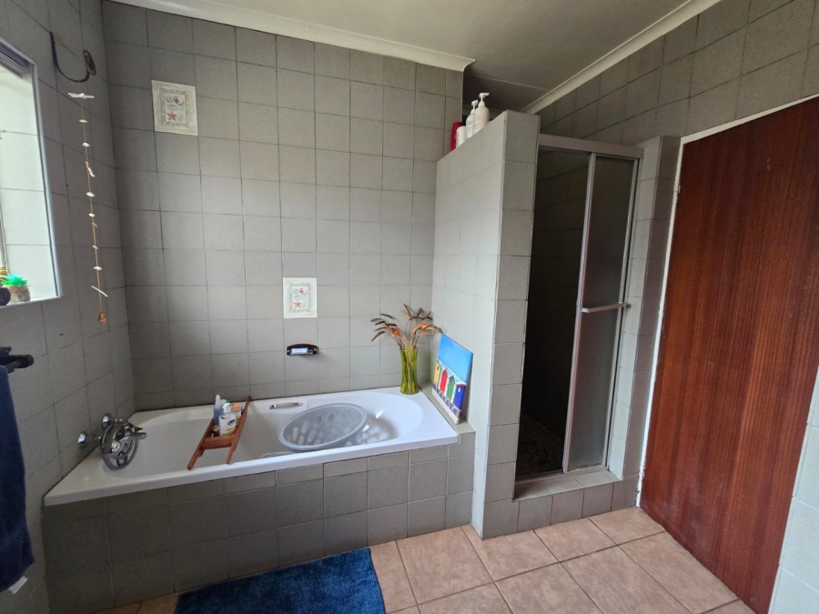 3 Bedroom Property for Sale in Visagie Park Gauteng