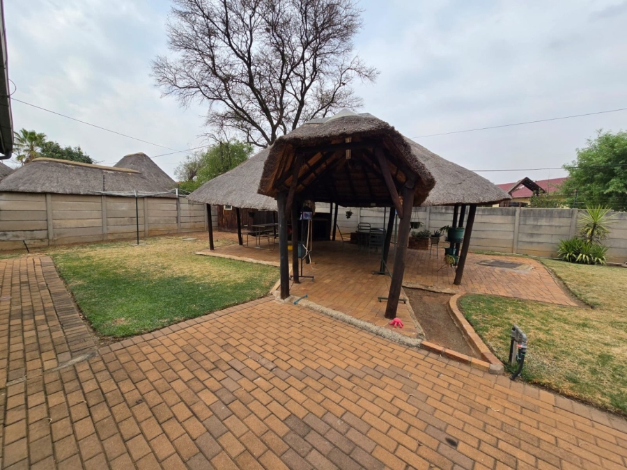 3 Bedroom Property for Sale in Visagie Park Gauteng