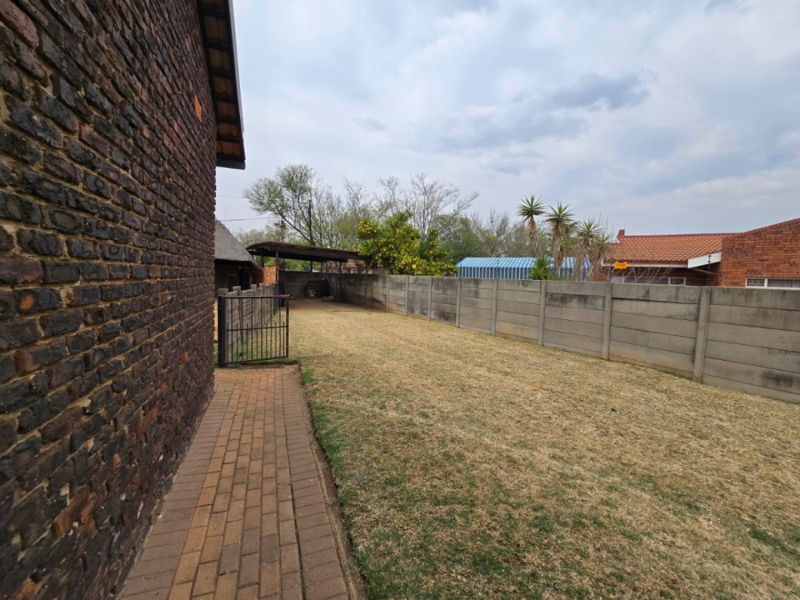 3 Bedroom Property for Sale in Visagie Park Gauteng