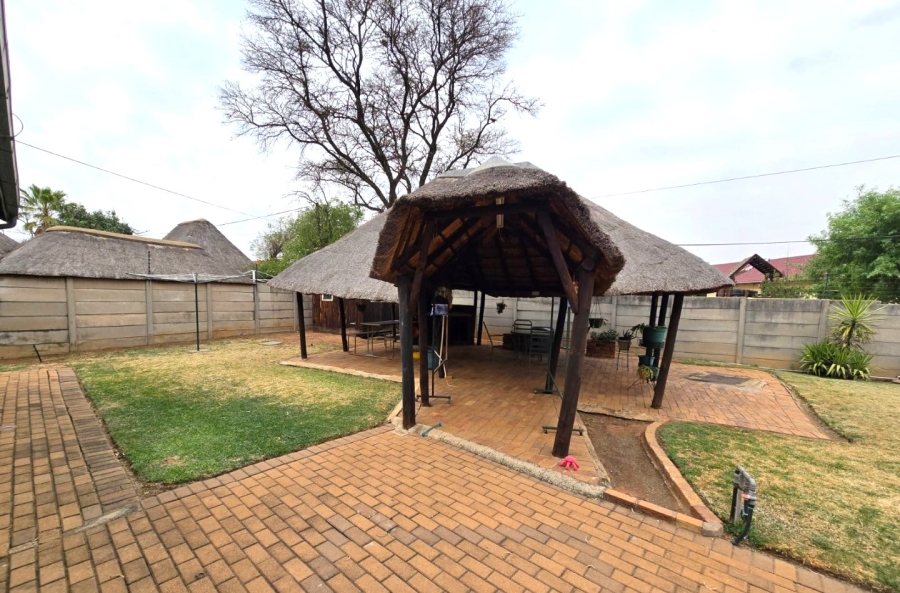 3 Bedroom Property for Sale in Visagie Park Gauteng
