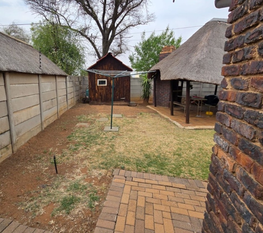 3 Bedroom Property for Sale in Visagie Park Gauteng