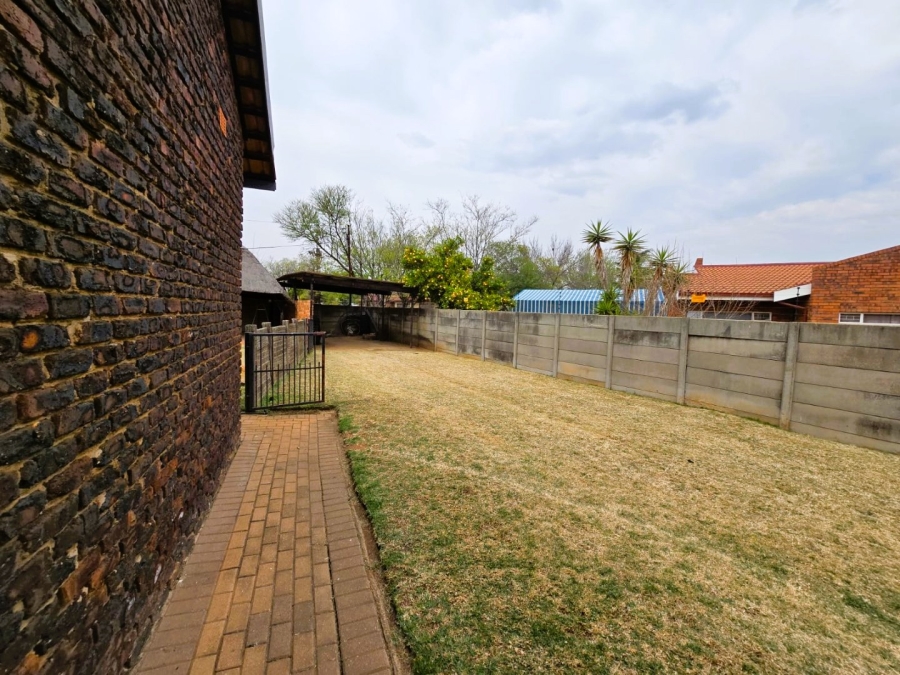 3 Bedroom Property for Sale in Visagie Park Gauteng