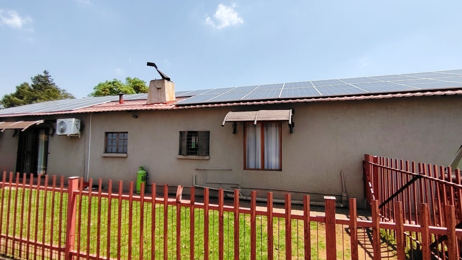 Commercial Property for Sale in Glen Donald A H Gauteng