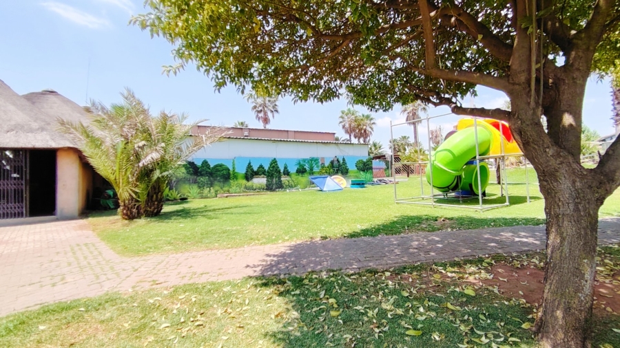 Commercial Property for Sale in Glen Donald A H Gauteng