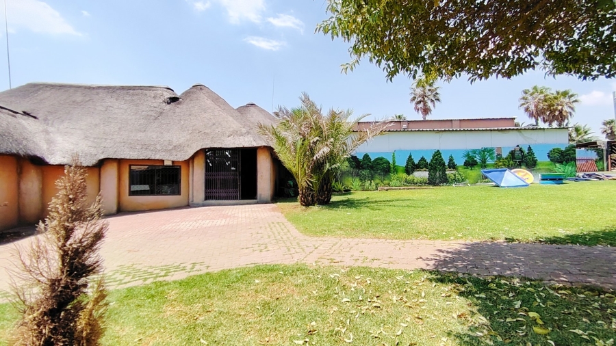 Commercial Property for Sale in Glen Donald A H Gauteng