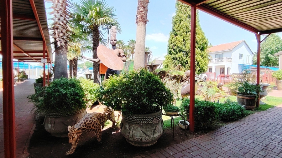 Commercial Property for Sale in Glen Donald A H Gauteng