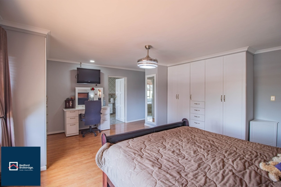 5 Bedroom Property for Sale in Thornhill Estate Gauteng