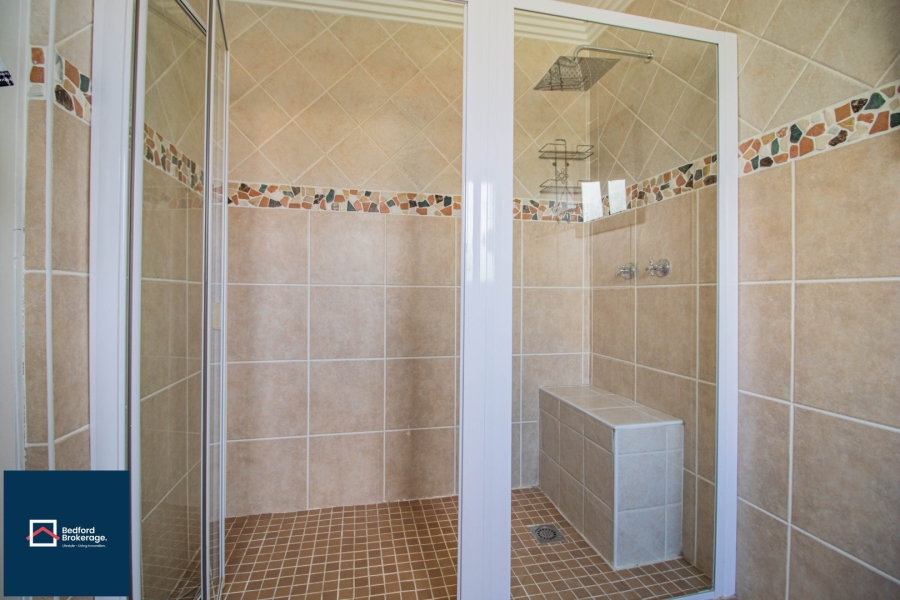 5 Bedroom Property for Sale in Thornhill Estate Gauteng