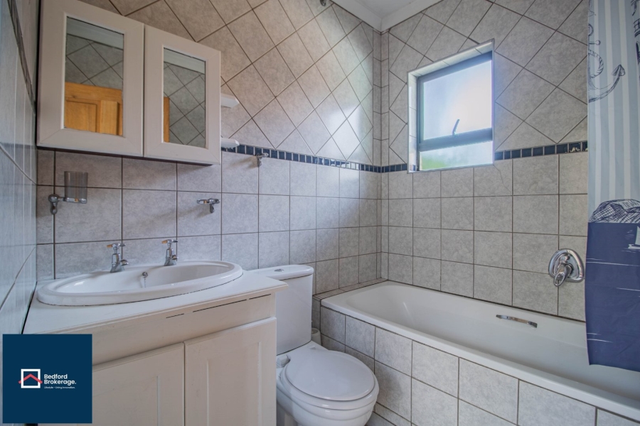 5 Bedroom Property for Sale in Thornhill Estate Gauteng