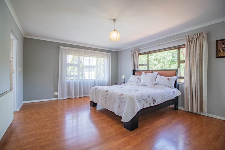 5 Bedroom Property for Sale in Thornhill Estate Gauteng