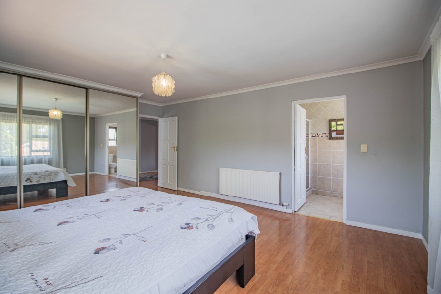 5 Bedroom Property for Sale in Thornhill Estate Gauteng