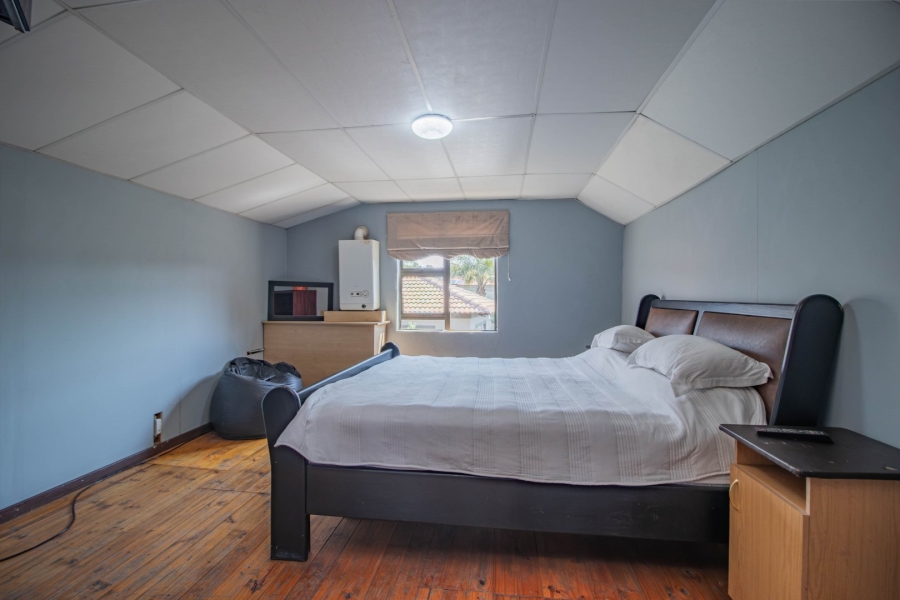 5 Bedroom Property for Sale in Thornhill Estate Gauteng