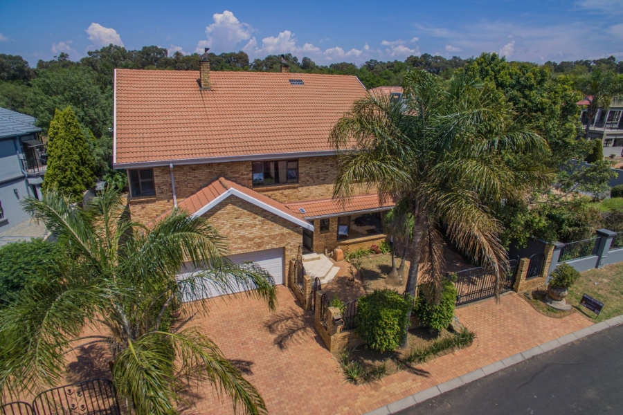 5 Bedroom Property for Sale in Thornhill Estate Gauteng